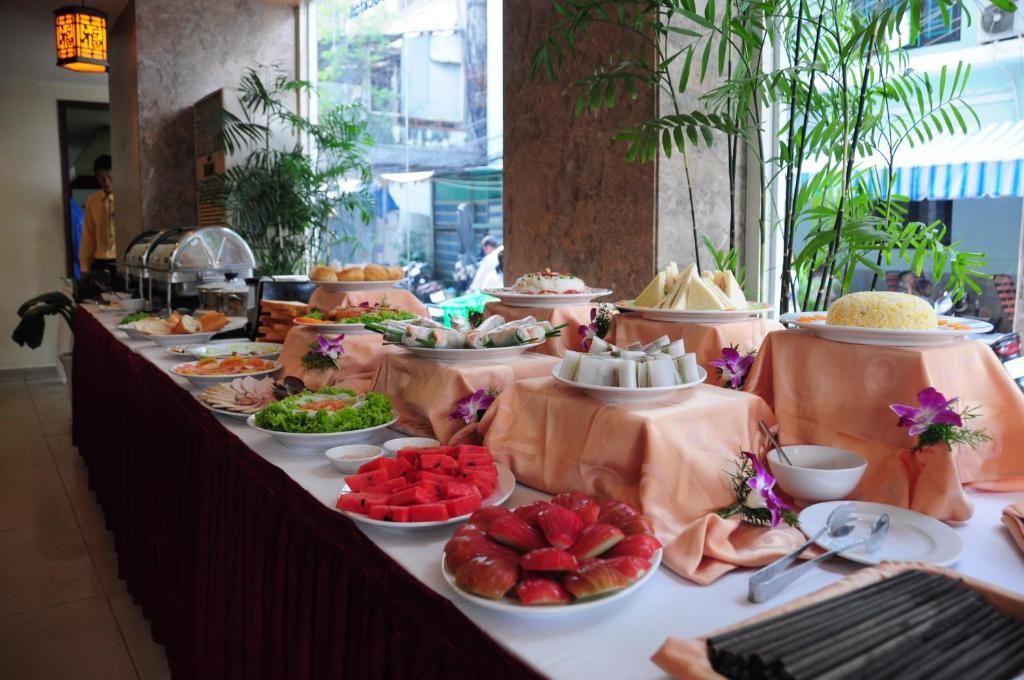 Phuoc Loc Tho 1 Hotel Хошимин Экстерьер фото